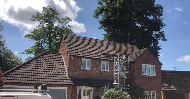 wales roof cleaners